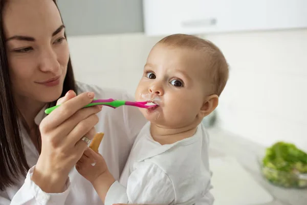 Pediatric Nutrition and Weaning Practices